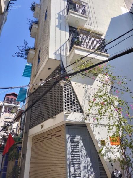 Tại Phố Bồ Đề, nhà thuê 90m2, 6t, đầy đủ đồ, giá 25 tr/th