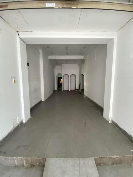 Cho thuê nhà mặt tiền đường lớn liên hệ 0783461945, giá tốt