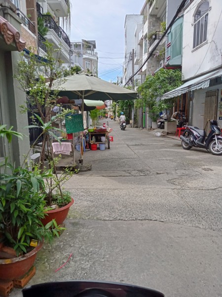 Chính chủ Nhà nguyên căn hẻm xe tải cho thuê 45tr/th, ngang 6.2m dài 26m ở Tân Bình