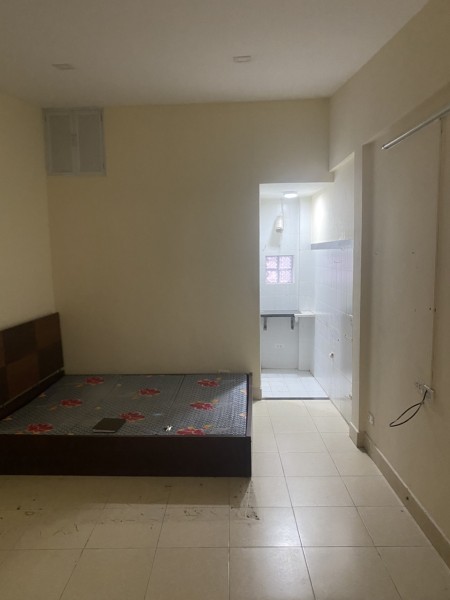 Cho thuê nhà riêng Phố Đội Cấn, Ba Đình. Dt 55m2x1T, Mt 5m. Chỉ 5 tr/th