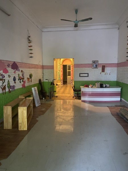 Cho thuê nhà riêng Phố Giang Văn Minh, Ba Đình. Dt 140m2x3T, Mt 5m. Chỉ 20 tr/th