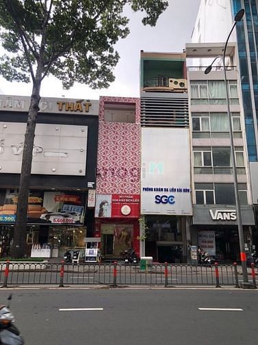 Nhà nguyên căn mặt tiền đường 3/2 Quận 10 cần cho thuê, diện tích sử dụng lên đến 400m2