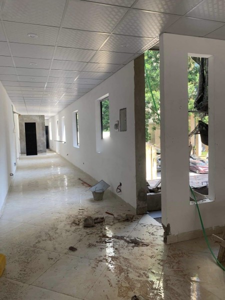 Cho thuê nhà mặt phố Minh Khai - Đai La, DT 130m x 4 tầng, MT 5m, thông sàn, thang máy, giá 100 tr