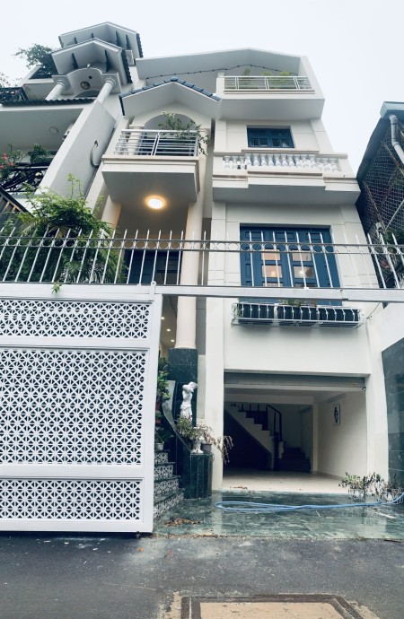 Villa Phố Khu Thảo Điền nhà đẹp, hiện đại hầm 2 lầu, giá 40 triệu/tháng