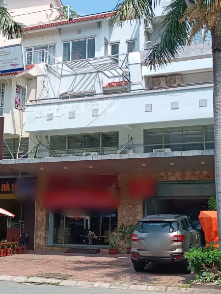 Cho thuê nhà 125 m2 4pn nguyên căn mặt tiền đường Trần Trọng Cung p Tân Thuận Đông Quận 7