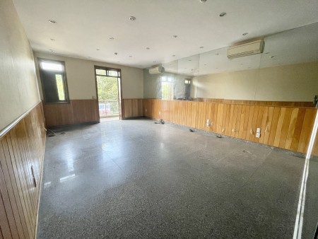 Nhà rộng, đẹp, mặt tiền đường khu HimLam có thể kinh doanh, ở gia đình, làm văn phòng,...