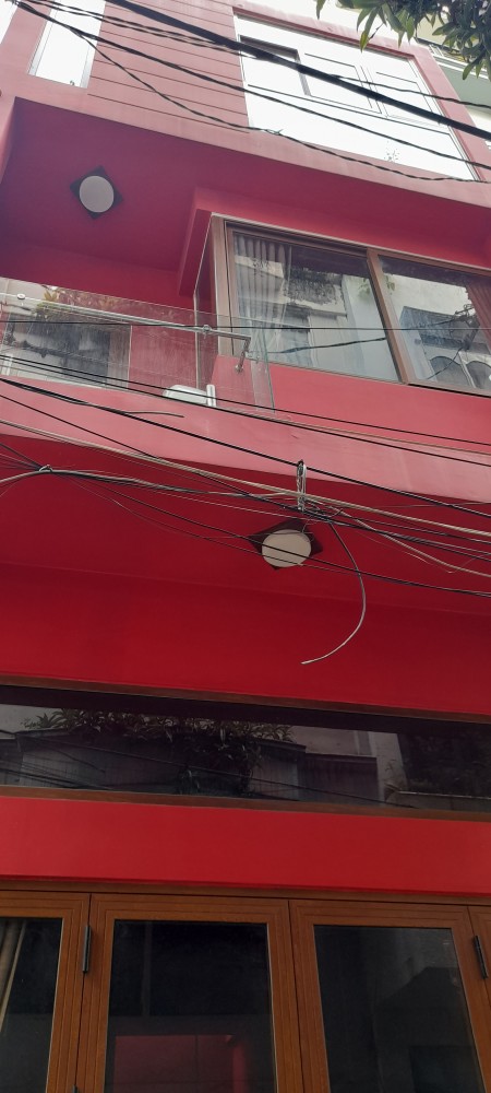 Nhà mới xây nguyên căn 50m2, 3pn, cho thuê hẻm Trần Quang Khải, Quận 1