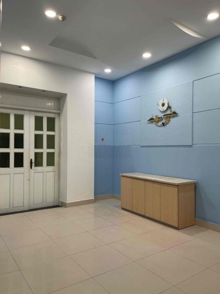 Nguyên căn mặt tiền đường số 61, P.Tân Kiểng Quận 7 dt 10x23, nhà 2 lầu, có 8 phòng ngủ, 7wc