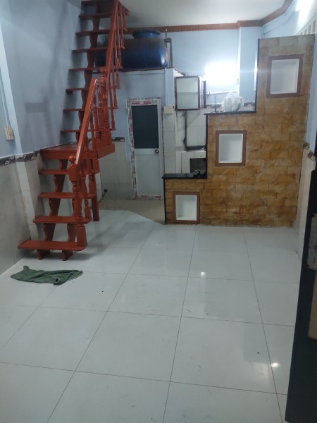 Nhà mới, đẹp, hẻm đông đúc đường Tôn Thất Thuyết, Quận 4