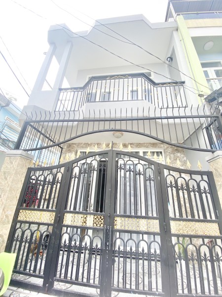 Cho thuê nhà Lê văn Lương, Quận 7 cách lottee Mart 500m lh 0912282827