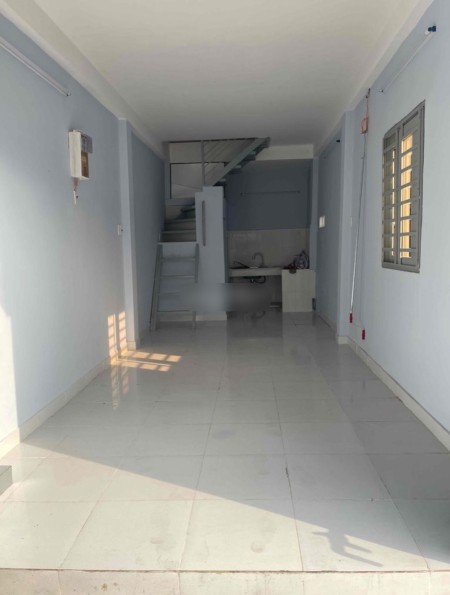 Cho thuê nhà nguyên căn mặt tiền Trường Sa P1 Bình Thạnh