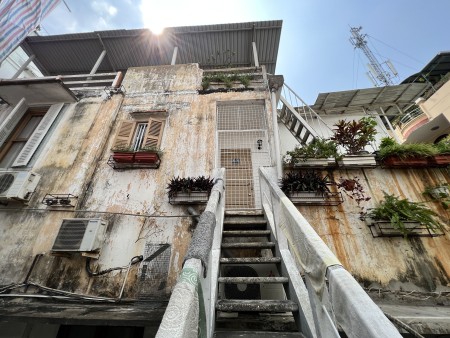 Nhà nguyên căn kiểu Penthouse mini - vintage cho thuê 50m2 có sân thượng 18tr/th