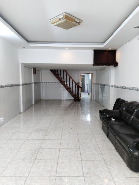 Nhà hẻm ba gác chính chủ cho thuê 2PN, 68m2, giá 12 triệu/tháng