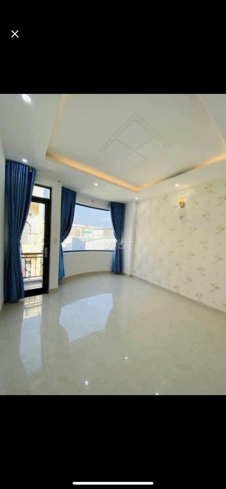 Nhà nguyên căn gần E - Town 60m2, 2pn, kinh doanh giá 30 triệu/tháng