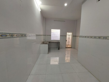 Nhà nguyên căn 80m2 kế chợ đêm Man Thiện cho thuê chỉ 13tr/th