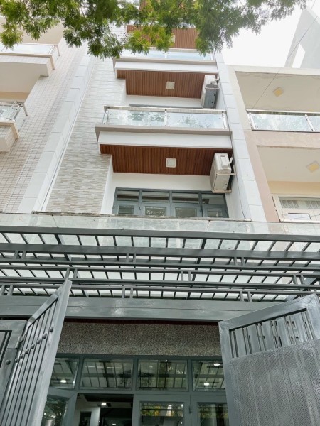 Nhà thuê 72m2, 4pn, hxh, mới, sạch đẹp, giá 18 tr/th vào ở ngay