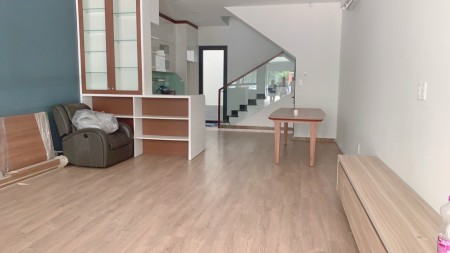 Cho thuê nhà nguyên căn full nội thất đường Hoàng Quốc, yên tĩnh