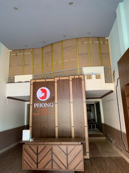 Nhà cho thuê 350m2 tại đường Mai Hắc Đế giá 14 triệu/tháng, 350m2, 4 phòng ngủ, 3 toilet