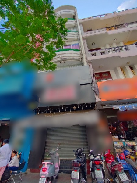 Cho thuê nhà mặt tiền Phó Đức Chính cho thuê làm căn hộ dịch vụ (10pn, 10wc)