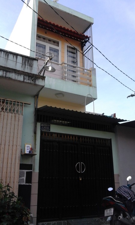 Nhà nguyên căn Bình Tân cần cho thuê gấp, 81m2 ngay Lê Văn Quới, Bình Trị Đông A, CHỈ 9tr/tháng TL
