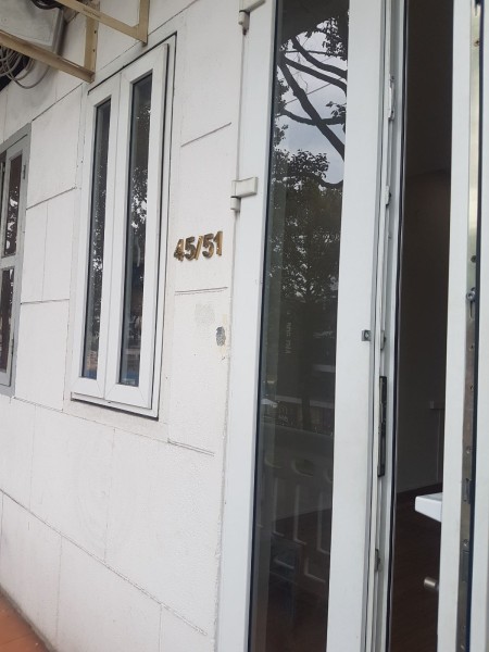 Cho thuê nhà nguyên căn. Liên hệ: Công 0906 346 306