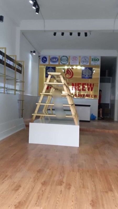 Cho thuê nhà hẻm xe tải, thông, sát mặt tiền Cộng Hòa P12 Tân Bình