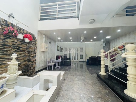 Nhà cho thuê đã khởi sắc trở lại, môi giới liên tục chốt giao dịch