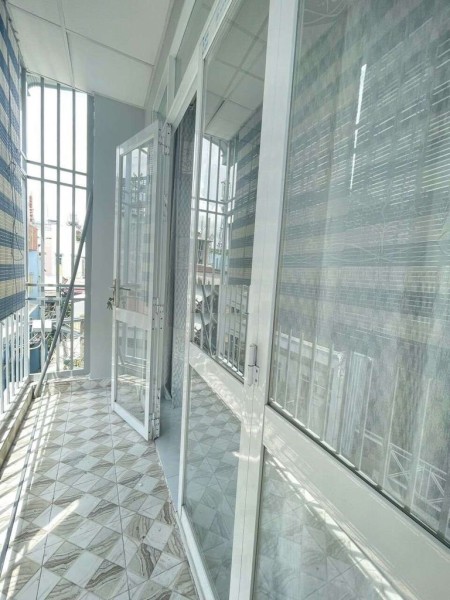 Cho Thuê Nhà NC Âu Cơ, Q. Tân Bình 2 Lầu 2 Phòng có sẵn 2 máy lạnh 8 Triệu NHÀ mới 100%