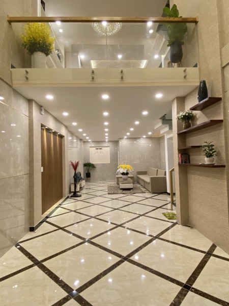 Cho thuê nhà HXT tại đường Thành Thái, P12, Q.10, dt 75m2, có 5 tầng, giá 42tr/tháng, 75m2, 5 phòng ngủ, 6 toilet