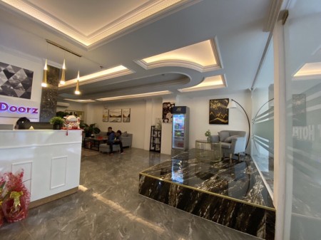 Nhà cho thuê hẻm XH, CMT8, P.10 Q.3, 72m2, trệt 3 lầu, giá 50tr