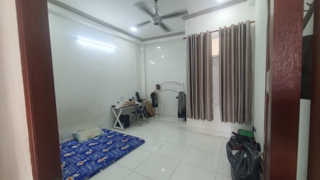 Cho thuê nhà hẻm xe hơi đường 8 Tăng Nhơn Phú B Quận 9