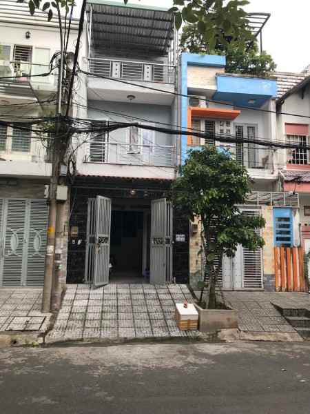 Chính chủ cho thuê nhà nguyên căn quận Thủ Đức, 180m2, nội thất căn bản. LH: 0949054538