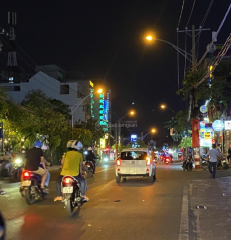 Nhà mặt tiền mặt bằng kinh doanh sầm uất số 40 đường số 17 Linh Trung Thủ Đức 4,1 x 17m giá quá rẻ