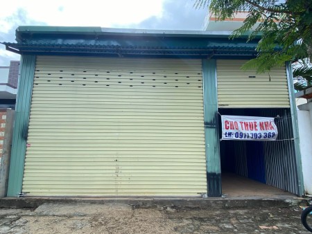 Cho thuê mặt bằng nhà nguyên căn Nguyễn Lương Bằng lh 0911703368, 200m2, 1 phòng ngủ, 1 toilet
