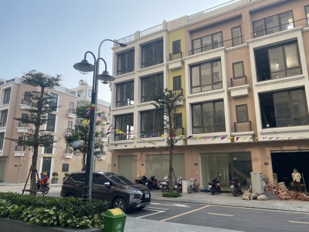 Cho thuê lâu dài nhà liền kề 58m IEC Tứ Hiệp, Thanh Trì .LH:0823200999