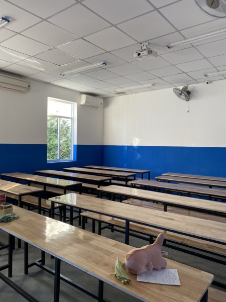 Cần cho thuê nhà nguyên căn thích hợp làm công ty văn phòng giá 37tr - 0905602282