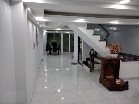 Cho thuê nhà mặt tiền tại Tân Quy Quận 7, giá 40 triệu/tháng