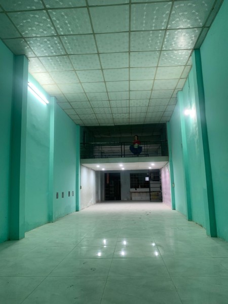 Chính chủ cho thuê nhà mặt tiền Nguyễn Xiển, P Trường Thạnh, Q9, Tp HCM