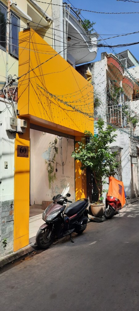 Cho thuê nhà nguyên căn giá rẻ mới 100% 3 tầng thoáng, 60m2, 2 phòng ngủ, 2 toilet