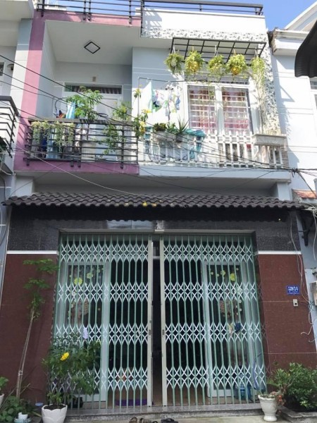 Cho thuê nhà 100m2 đường Đỗ Xuân Hợp, Quận 9 cũ, 100m2, 2 phòng ngủ, 2 toilet