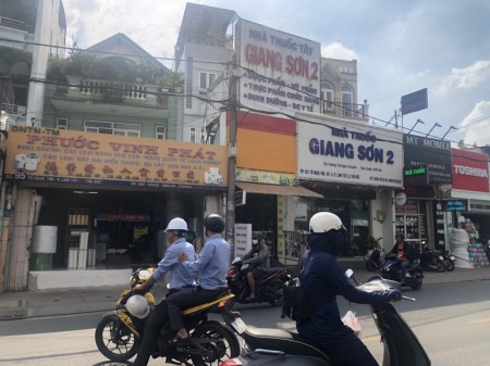 Mặt tiền Tô Ngọc Vân, Linh Tây, TĐ - Ngang khủng 9x14, 3 tầng giá 75 triệu/tháng