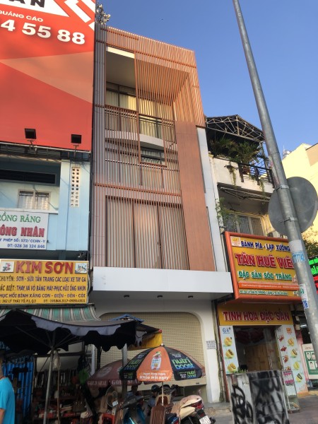 Cho Thuê Nguyên Căn Mặt Tiền TRƯỜNG SƠN Quận 10