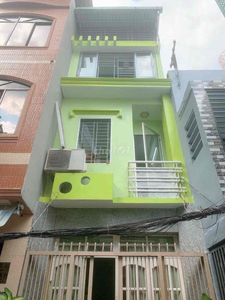 Cho thuê nhà nguyên căn 2 phòng ngủ, đối diện bệnh viện Bình Dân, 11 tr/tháng, zalo 0906.097.456