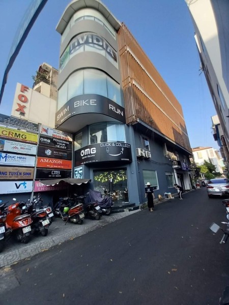 Nhà Góc 2 mặt tiền Quận 1, dtsd 4,3x20m, 5 tầng, Vị trí siêu HOT