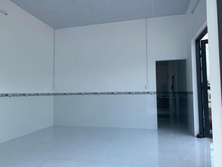 Cho thuê nhà cấp 4 mới tinh 100% cách công viên Bác Hồ 1,5Km