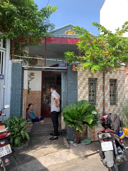 Cho thuê nhà MT đường 147 gần Xa Lộ Hà Nội, ngã tư Thủ Đức. Nhà 3PN