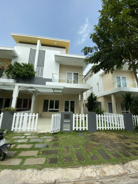 Biệt Thự Song Lập Melosa Khang Điền - 8x18m Full Nội Thất - Sân Vườn Rộng - Mới Đẹp - Gần Công Viên