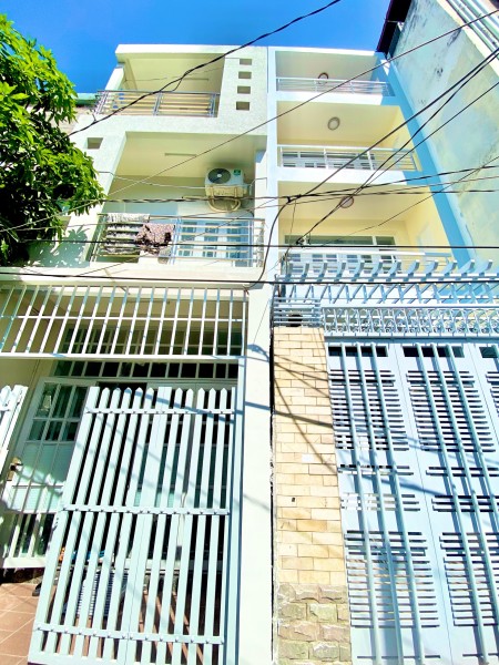 Cho thuê nhà 3 lầu ngay Phú Mỹ Hưng sát Lottee Mart
