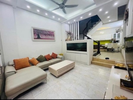 Nhà nguyên căn Trung Kính, Cầu Giấy 65mx5 tầng, 6PN, 20 triệu/tháng