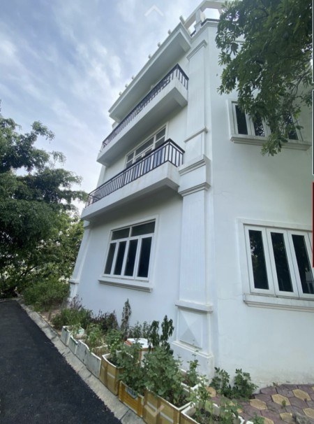 Cho thuê nhà nguyên căn khu đô thị Cầu Bưu, dt 72m2, 3 mặt thoáng